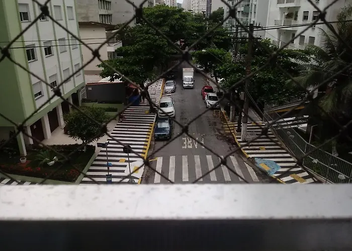 Apartamento A 100 Metros Da Da Praia Guarujá