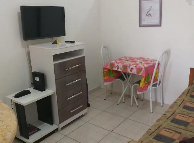 Flat em Pitangueiras - Guarujá Apartamento